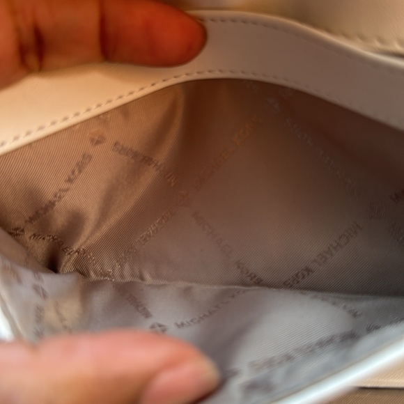 White Michael Kors Trifold Wallet - Picture 7 of 9